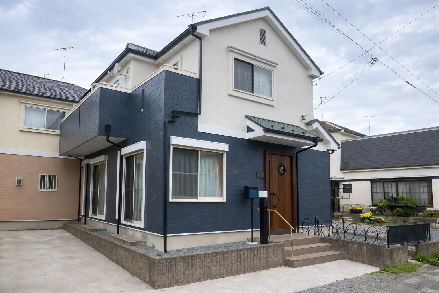 あなたの大切な家を守る安心の外壁塗装をお届けします。
